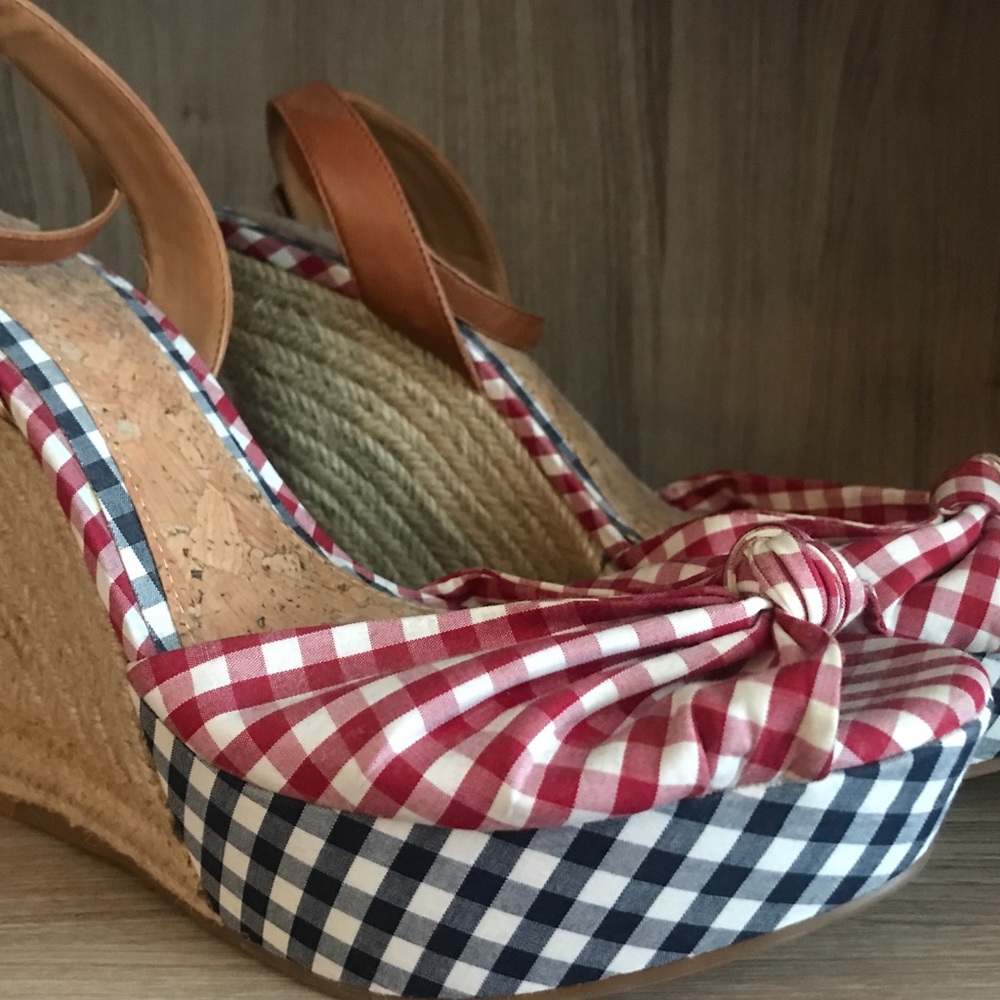 Gianni Bini Red/Wht/Blue Platform Wedge Sandal 8.5 - Picture 2 of 4